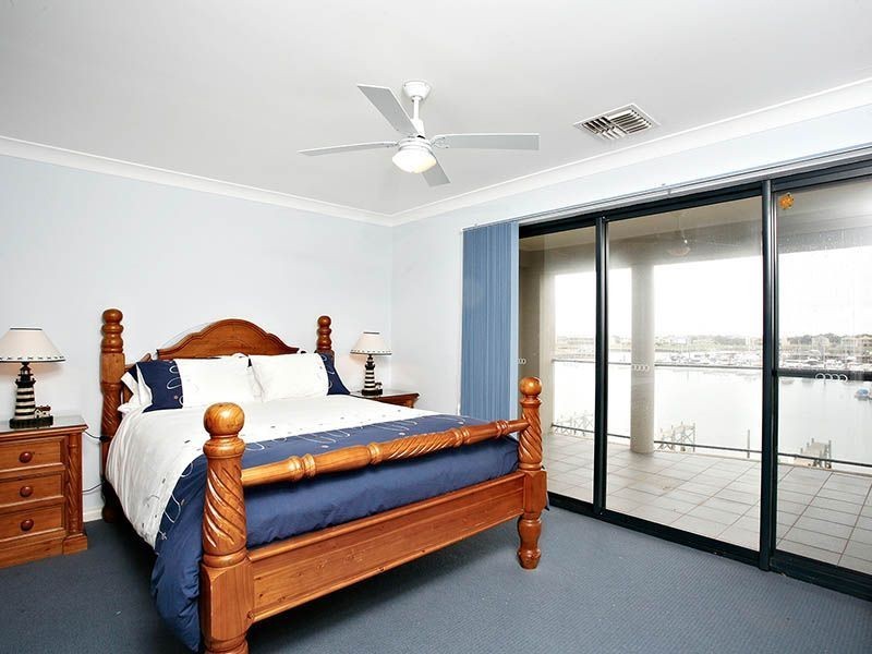 10 Tolarno Drive, Hindmarsh Island SA 5214
