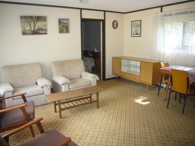 16 Simpson Avenue, Encounter Bay SA 5211