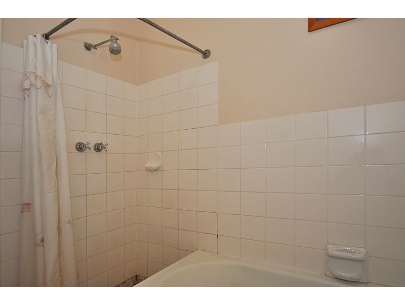 18 Lindsay Street, Victor Harbor SA 5211