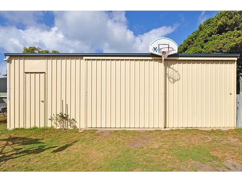 18 Lindsay Street, Victor Harbor SA 5211