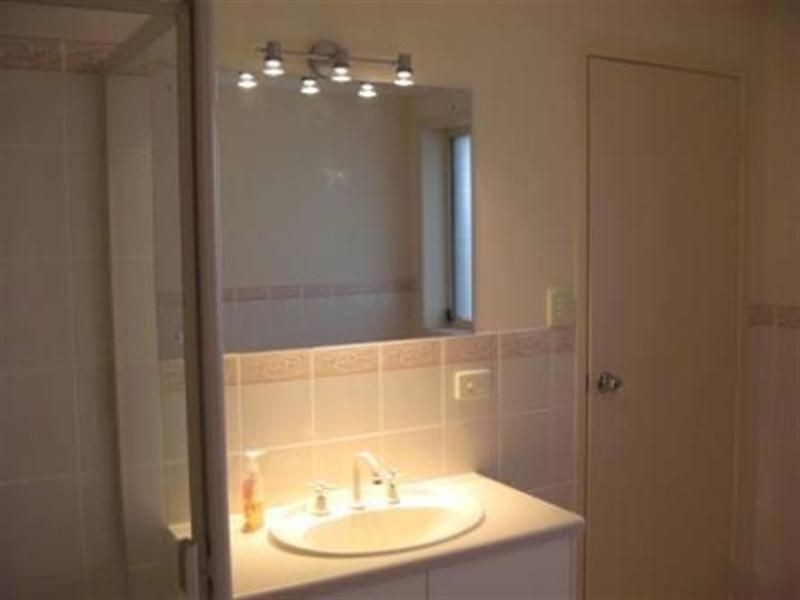 89 Wentworth Parade, Hindmarsh Island SA 5214