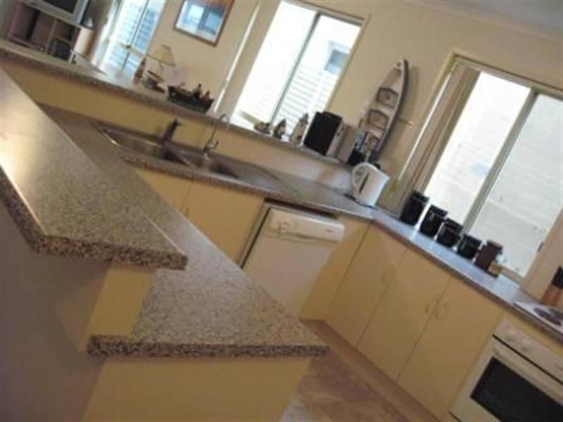 89 Wentworth Parade, Hindmarsh Island SA 5214