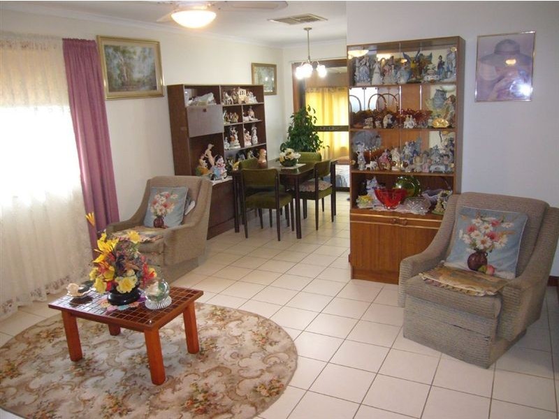 4 Norma Crescent, Encounter Bay SA 5211