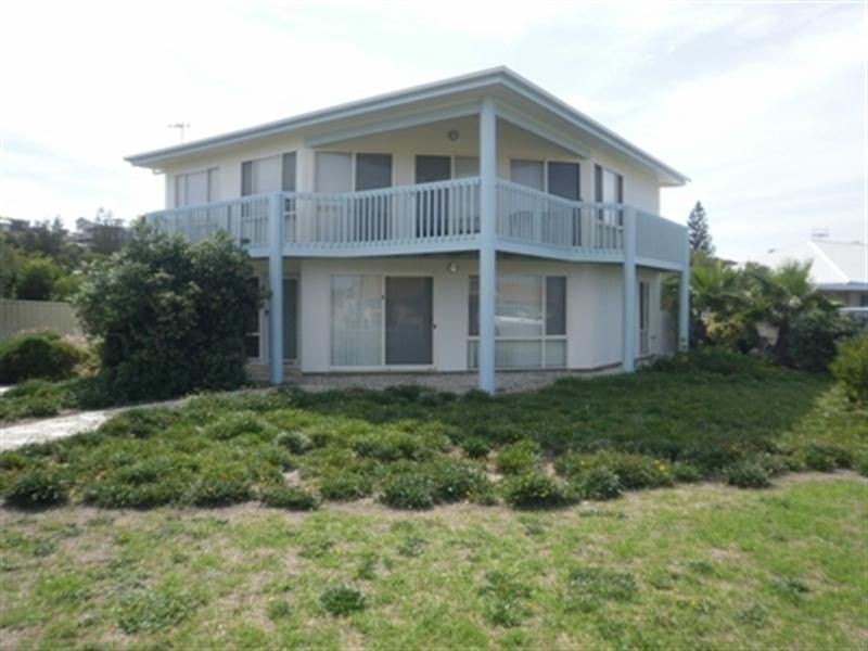 8 Hazel St, Goolwa Beach SA 5214