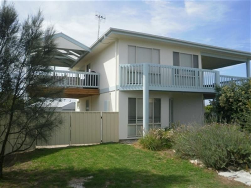 8 Hazel St, Goolwa Beach SA 5214
