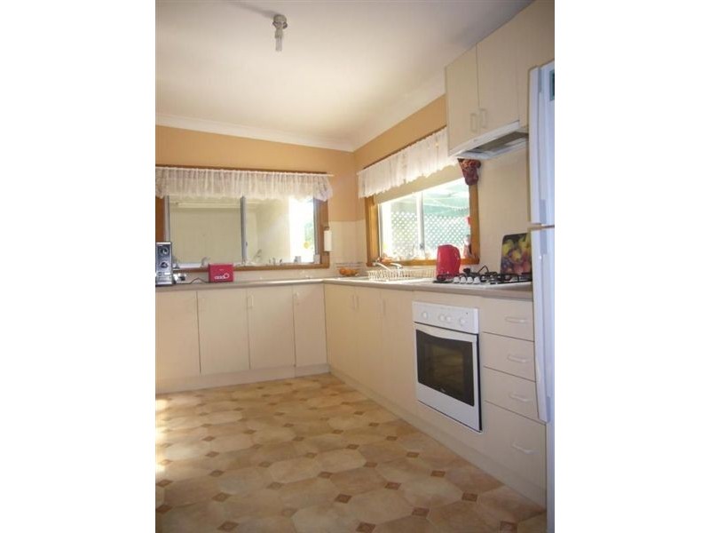 169 Bay Road, Encounter Bay SA 5211