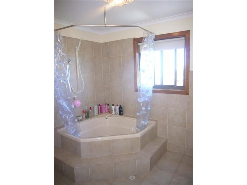 169 Bay Road, Encounter Bay SA 5211