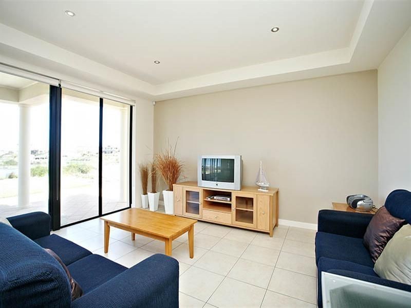 119 Wentworth Parade, Hindmarsh Island SA 5214