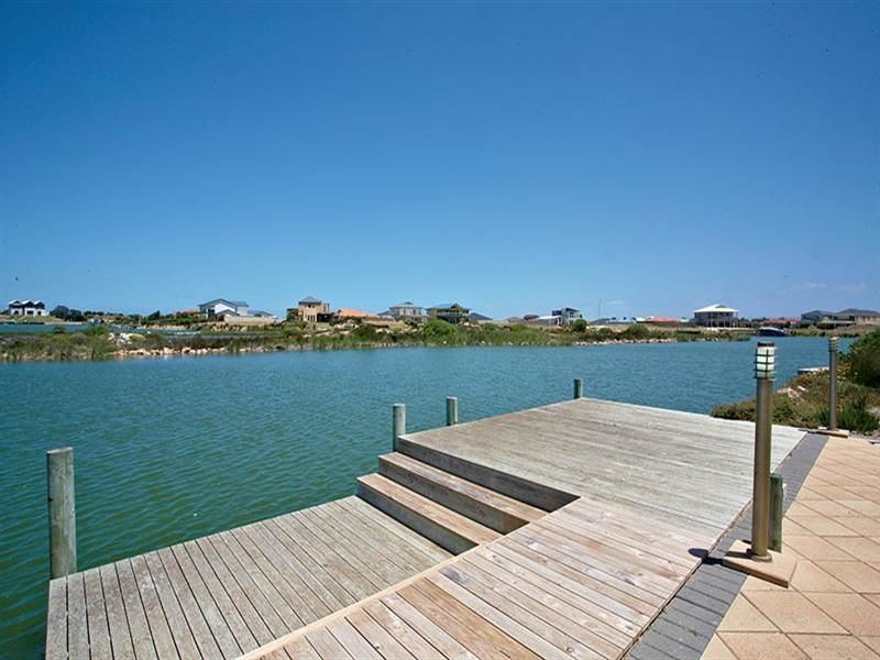 119 Wentworth Parade, Hindmarsh Island SA 5214
