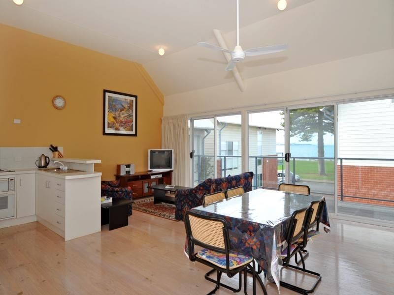 3/16 Flinders Parade, Victor Harbor SA 5211