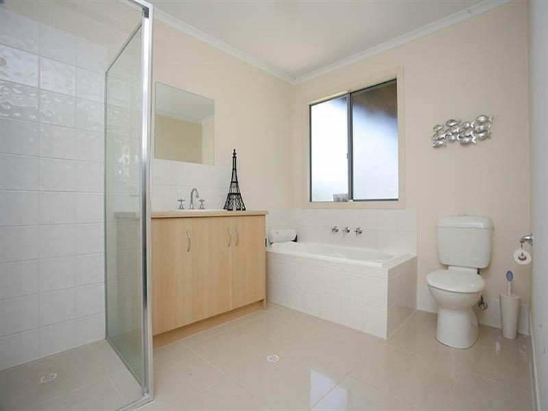 11 Counter Road, Goolwa Beach SA 5214