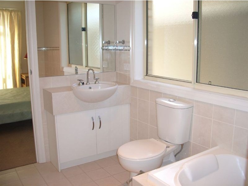 5/6 Churchill Road, Victor Harbor SA 5211