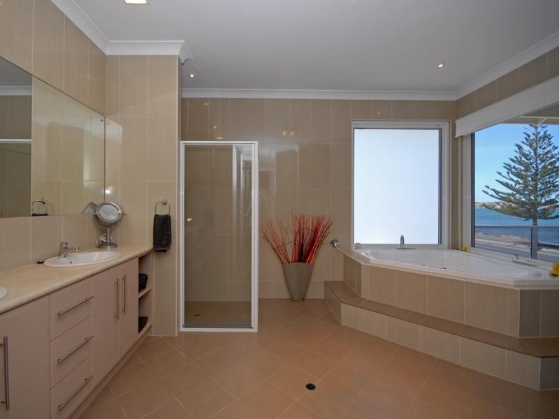 22 Franklin Parade, Encounter Bay SA 5211