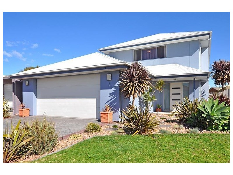 5 John Pirie Court, Mccracken SA 5211