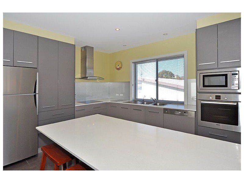 5 John Pirie Court, Mccracken SA 5211