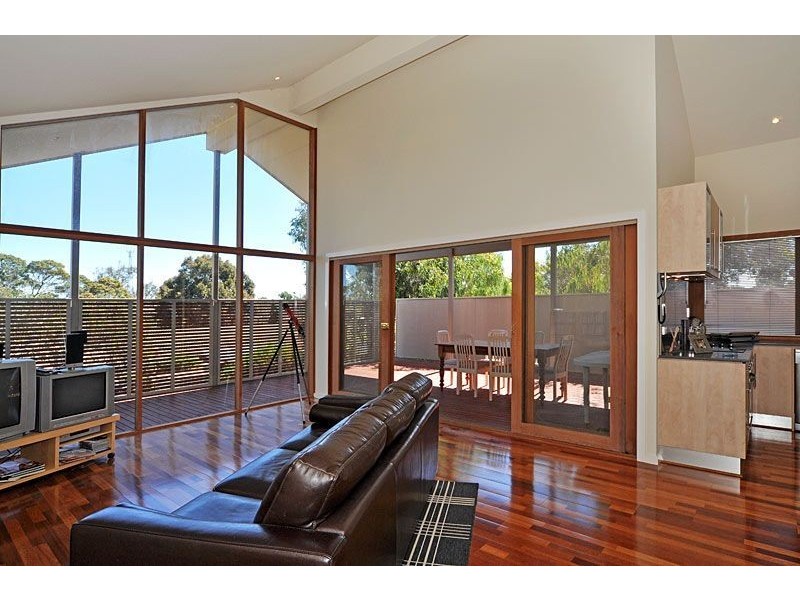 5 Dwiar Road, Victor Harbor SA 5211