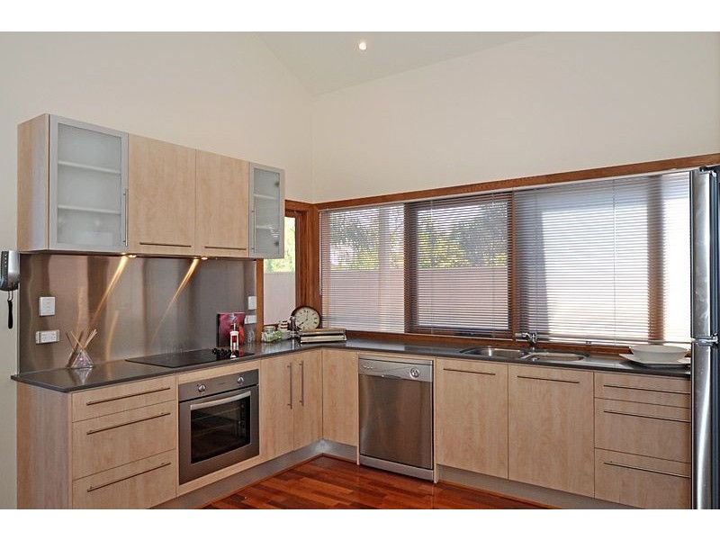 5 Dwiar Road, Victor Harbor SA 5211