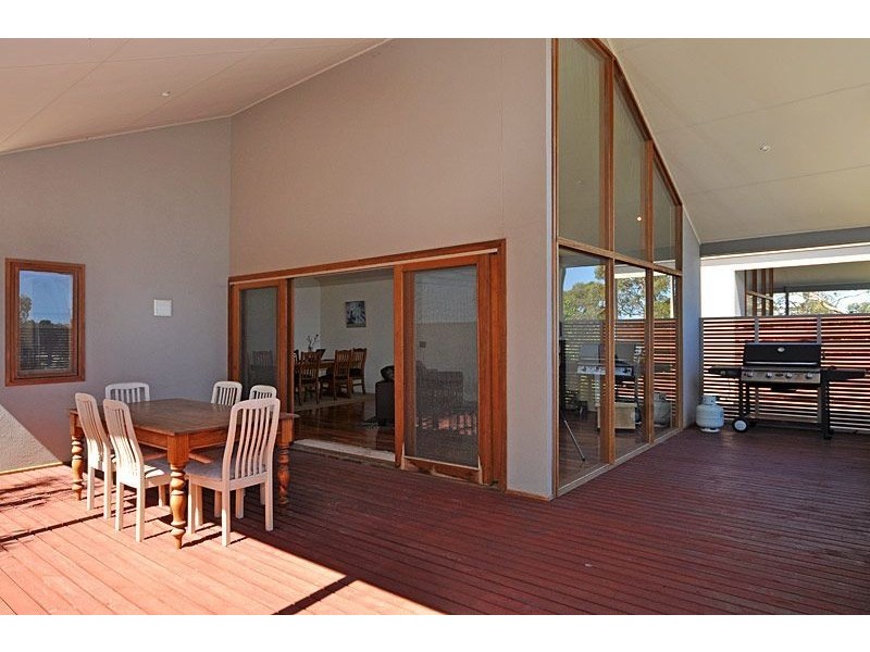 5 Dwiar Road, Victor Harbor SA 5211