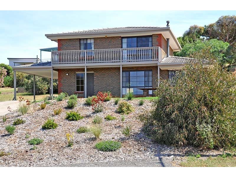 21 Solway Crescent, Encounter Bay SA 5211