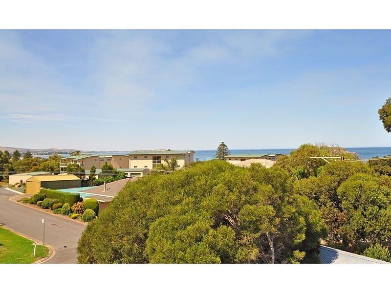 21 Solway Crescent, Encounter Bay SA 5211