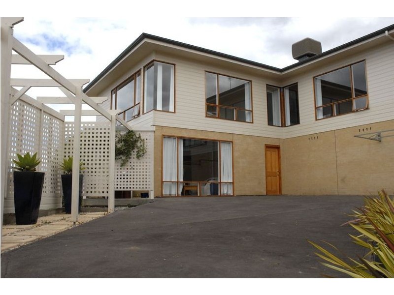 42 Minke Whale Drive, Encounter Bay SA 5211