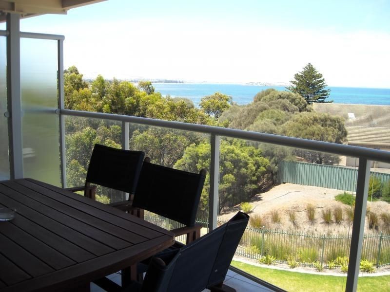 24/2 Solway Crescent, Encounter Bay SA 5211