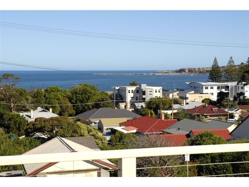 5 High Street, Victor Harbor SA 5211