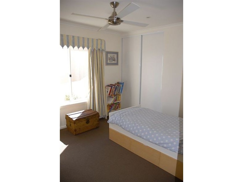 5 High Street, Victor Harbor SA 5211