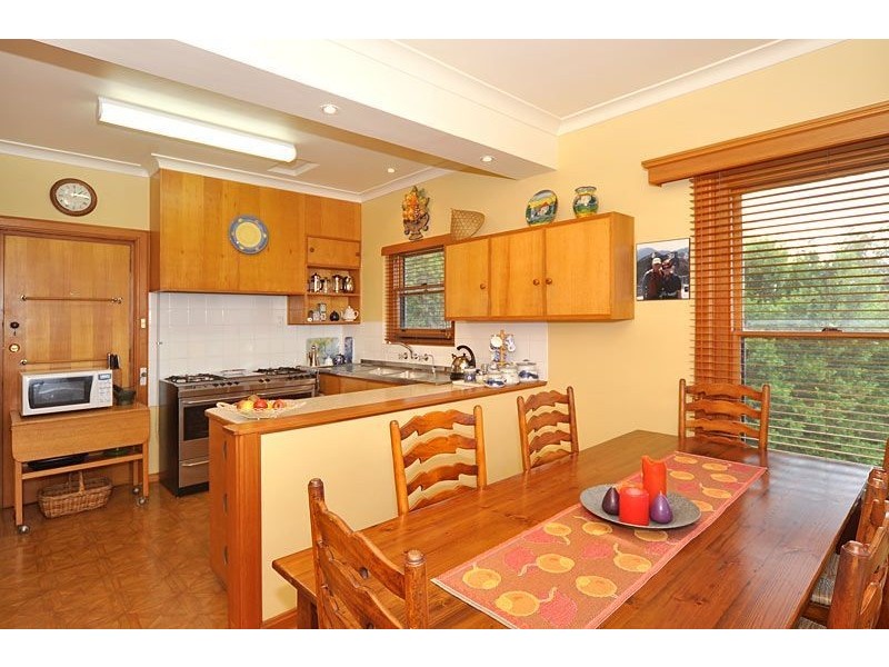 61 Seaview Road, Victor Harbor SA 5211