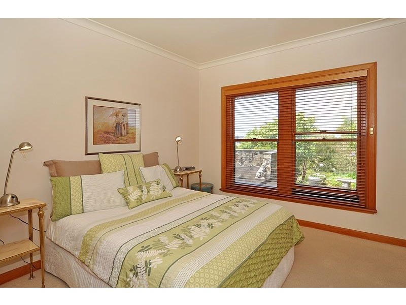 61 Seaview Road, Victor Harbor SA 5211