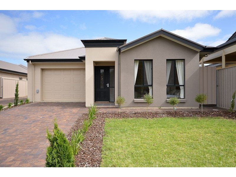 1/8A Matthew Flinders Drive, Encounter Bay SA 5211