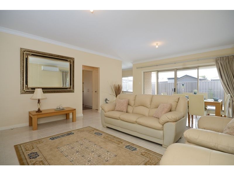 1/8A Matthew Flinders Drive, Encounter Bay SA 5211