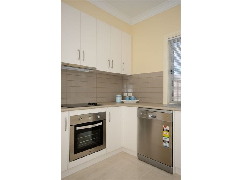 1/8A Matthew Flinders Drive, Encounter Bay SA 5211