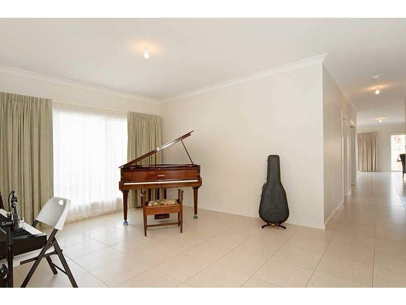 162 Excelsior Parade, Hindmarsh Island SA 5214
