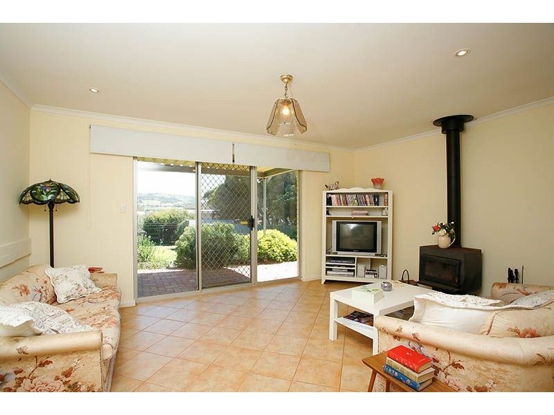 12 Seagull Avenue, Hayborough SA 5211