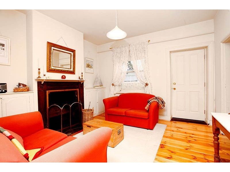 2A Hutchinson Street, Goolwa SA 5214