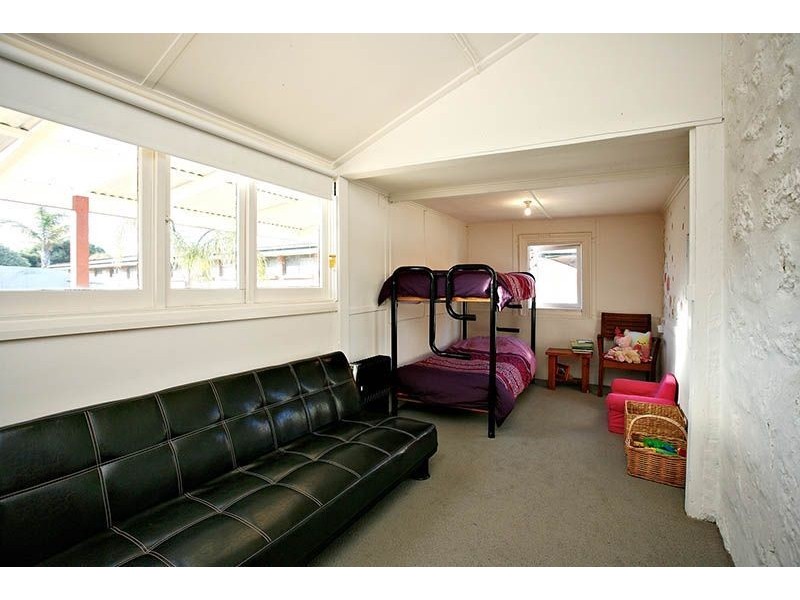 121 Mentone Road, Hayborough SA 5211