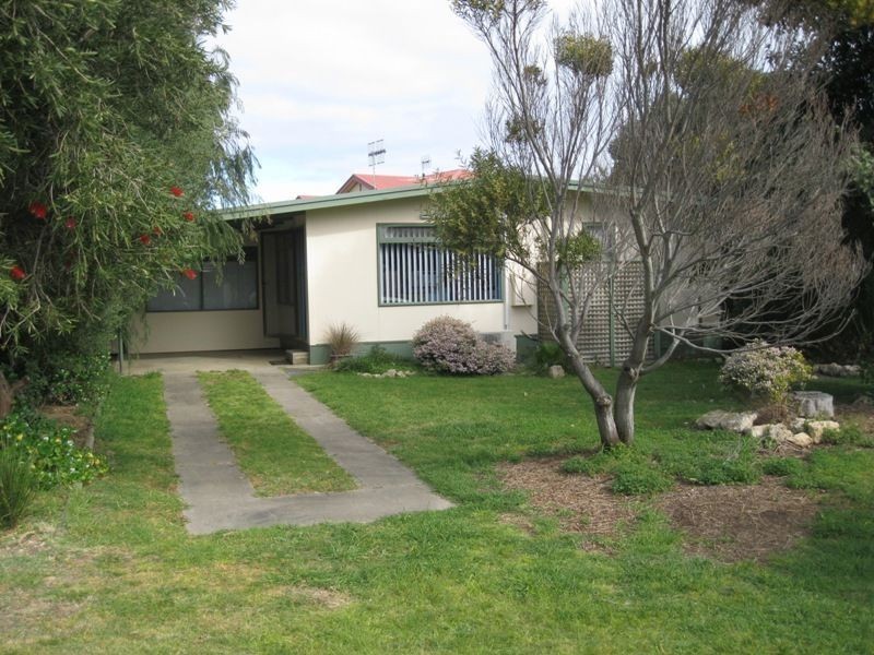 4 Colman Road, Goolwa South SA 5214