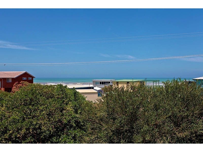 154 Newell Ave, Middleton SA 5213