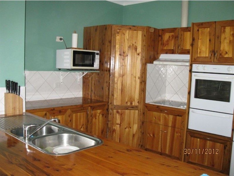 37 Leworthy Street, Victor Harbor SA 5211