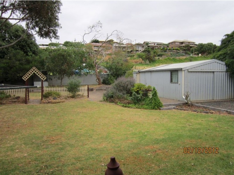 15 Higgins Street, Encounter Bay SA 5211