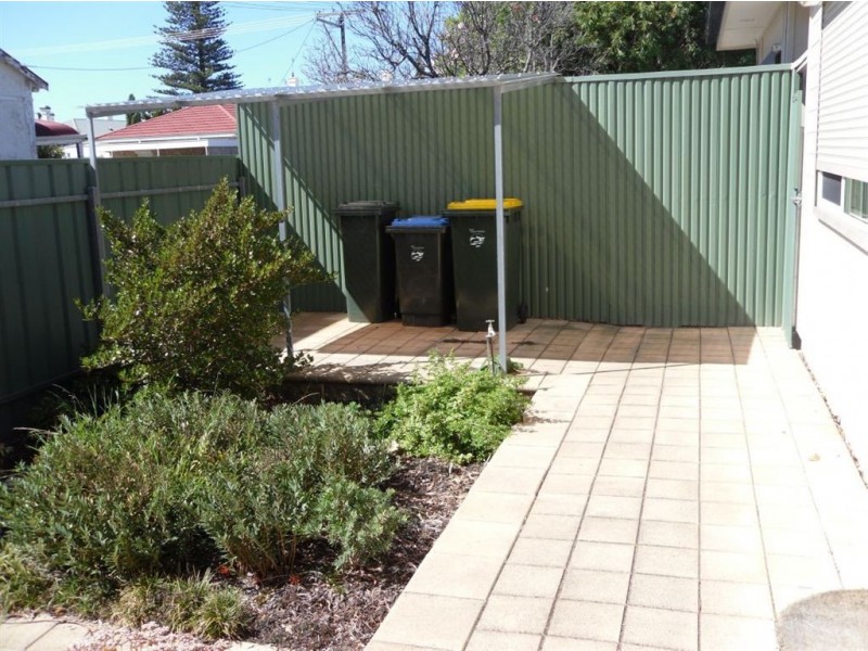 5A Granite Street, Victor Harbor SA 5211