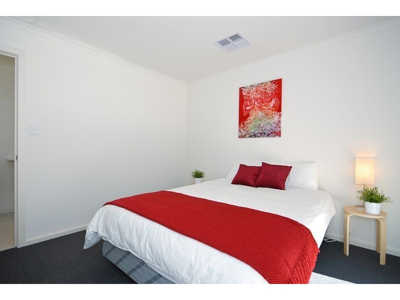 10 Lawrence Street, Goolwa North SA 5214