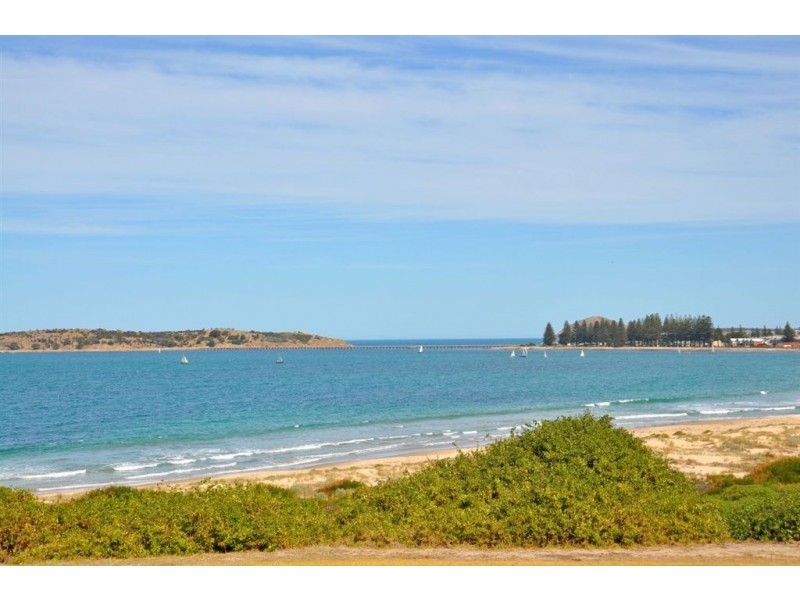 62 Hindmarsh Road, Mccracken SA 5211