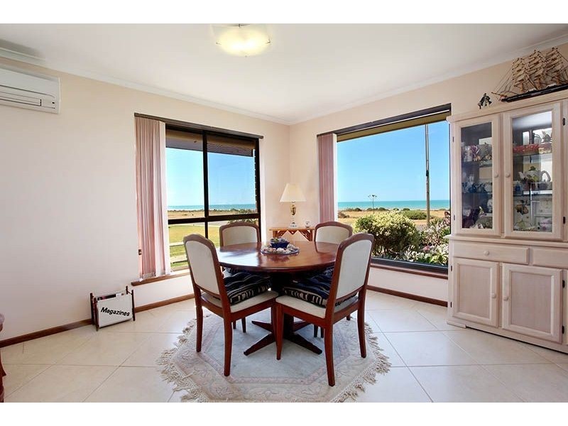 76 Esplanade, Middleton SA 5213