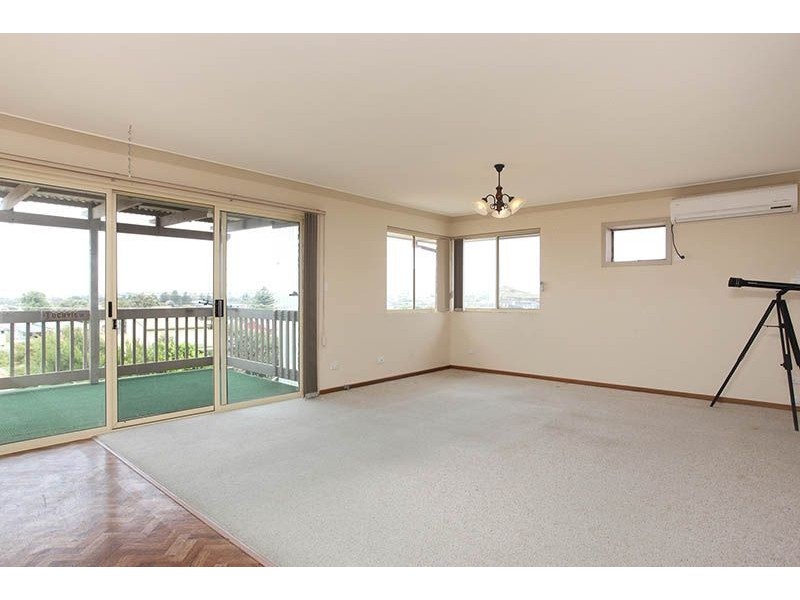 8 Aldam Avenue, Goolwa Beach SA 5214