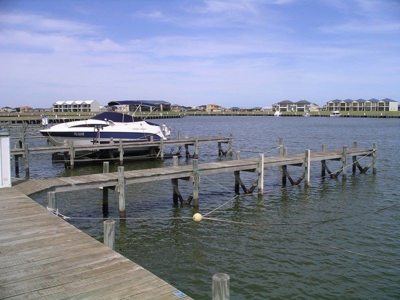29 Vesta Drive, Hindmarsh Island SA 5214