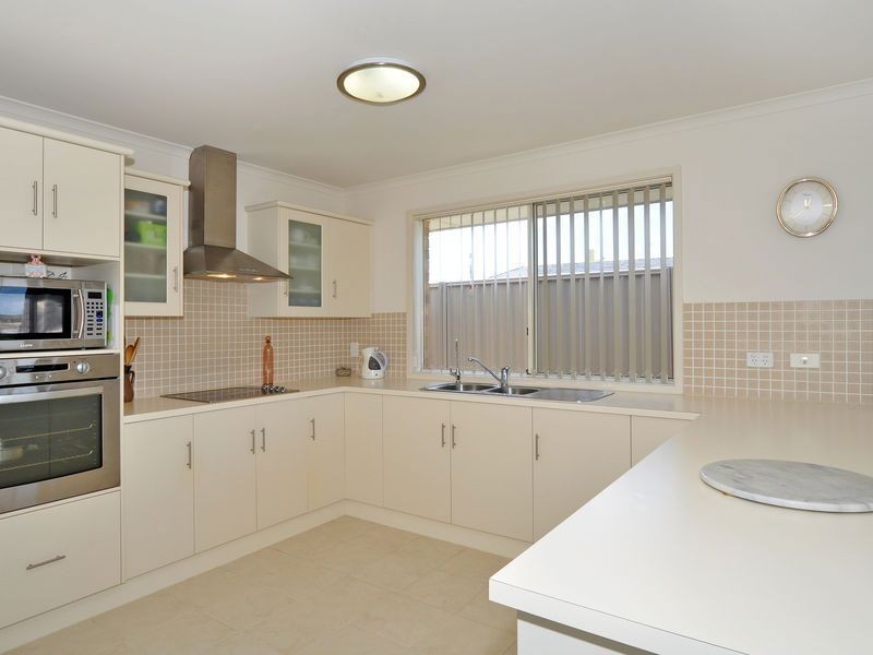 49 Blanche Parade, Hindmarsh Island SA 5214