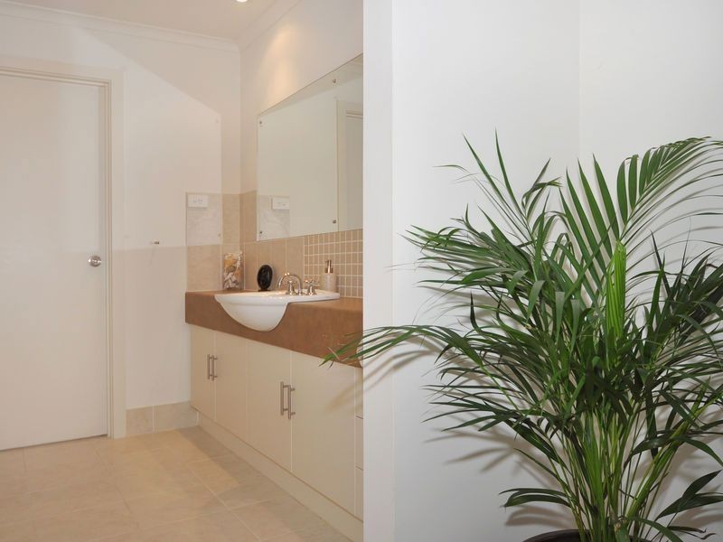 49 Blanche Parade, Hindmarsh Island SA 5214