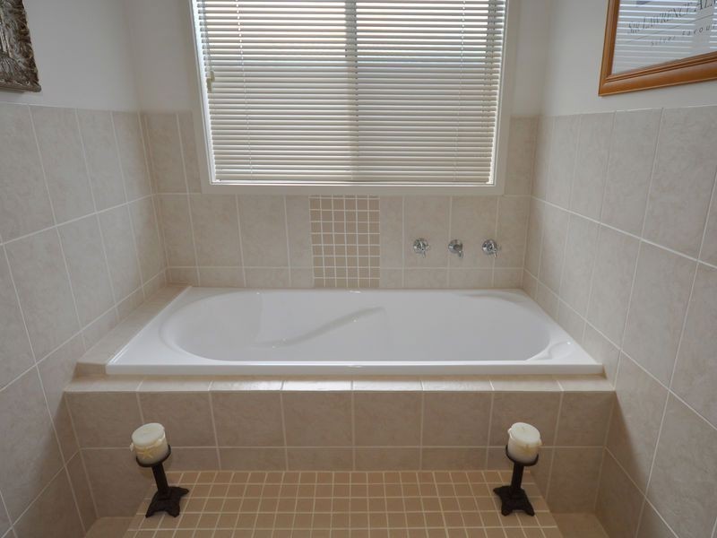 49 Blanche Parade, Hindmarsh Island SA 5214